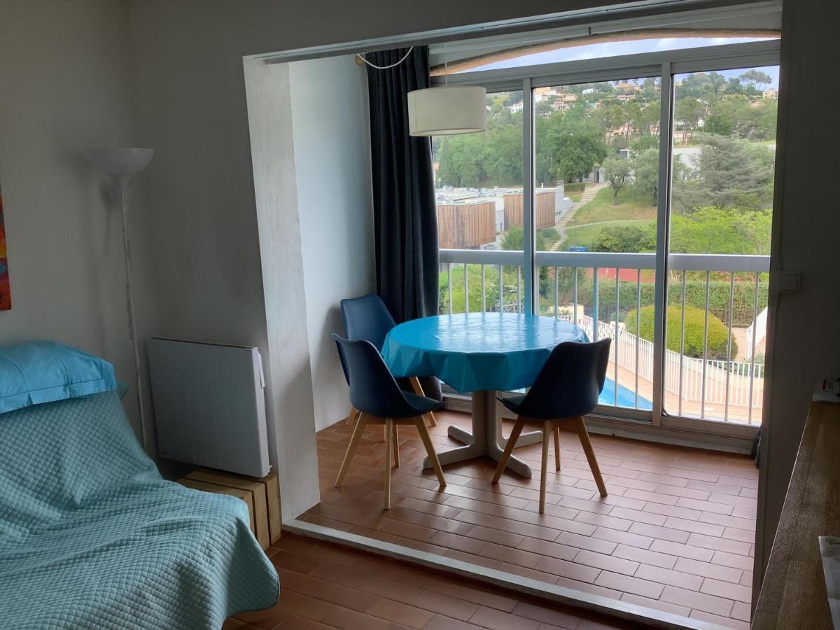 Apartment Au Calme Dans Hameau Fleuri Joli 3 Pers Piscine Parking Wi-fi *